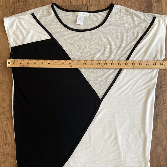 Design History Grey/black/white soft color block high low casual Color block top - Picture 7 of 7